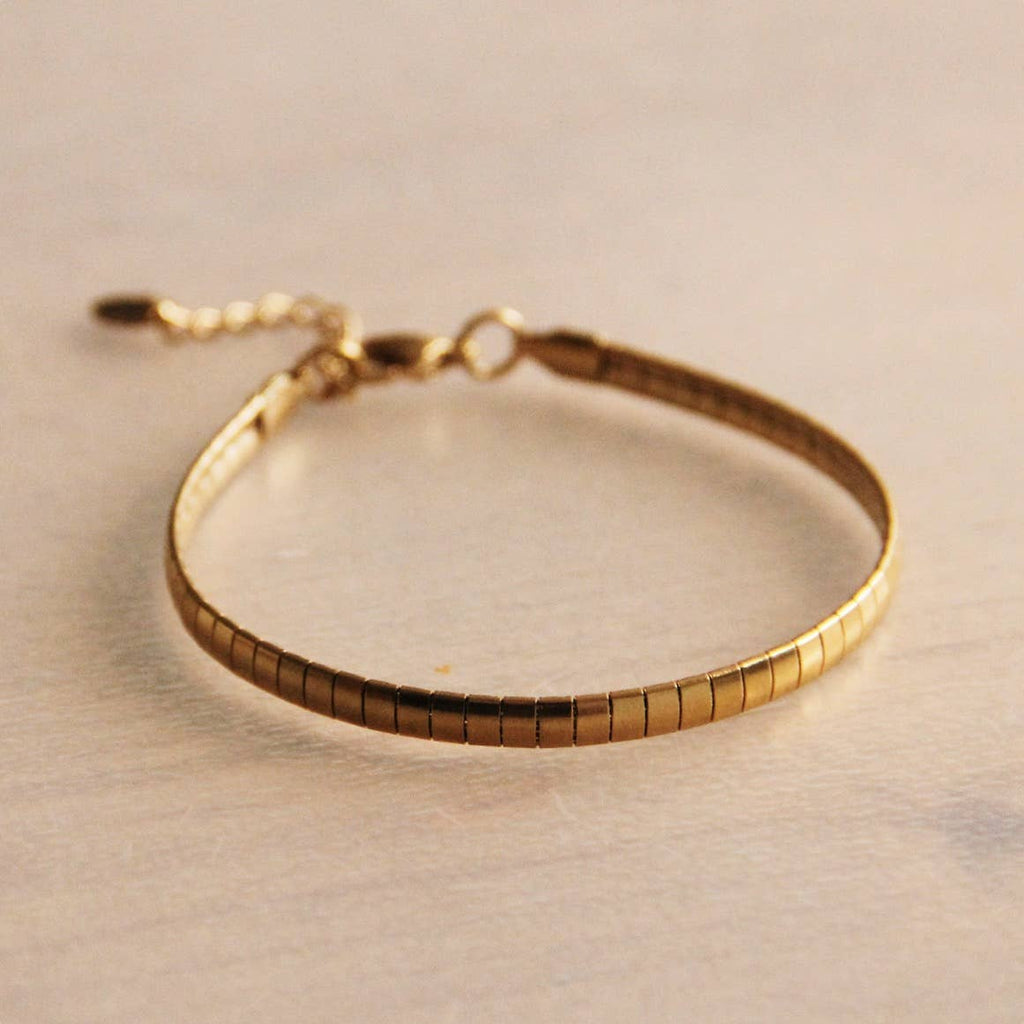 Striped Flat Bracelet in Gold